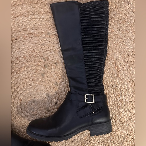 Black Riding Boots with Gold Buckle - Picture 4 of 5